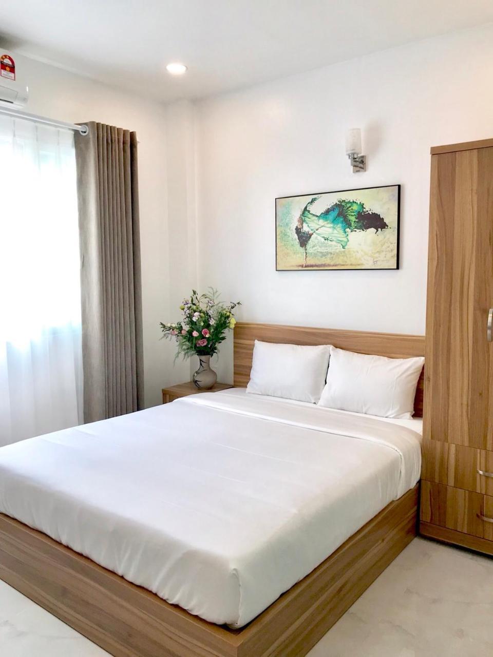 Louis Hotel - Bui Vien Walking Street Ho-Chi-Minh-Stadt Exterior foto